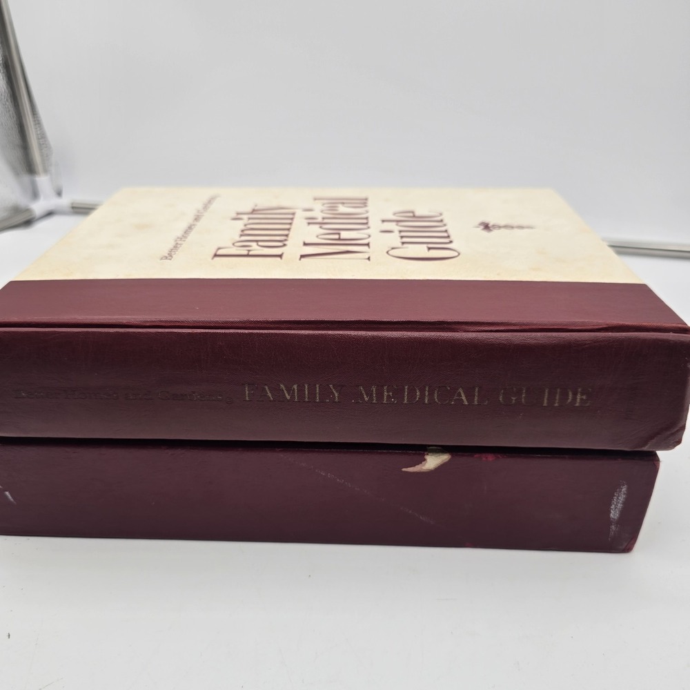 Better Homes & Gardens Family‎ Medical Guide Hrd cver Gold Gilt Edge Slip Case - Picture 5 of 8